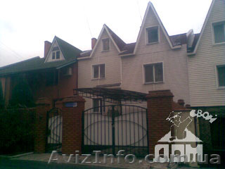 Таунхаус ор-р пл.Бакинских - <ro>Изображение</ro><ru>Изображение</ru> #1, <ru>Объявление</ru> #487527