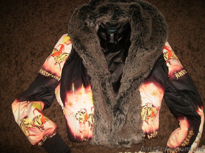 Итальянская куртка CUSTRO с искусственным мехом - <ro>Изображение</ro><ru>Изображение</ru> #1, <ru>Объявление</ru> #511242