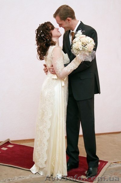 пошив и дизайн свадебных платьев.дизайнер Алена Левченко.Донецк.платья невестам - <ro>Изображение</ro><ru>Изображение</ru> #1, <ru>Объявление</ru> #960445