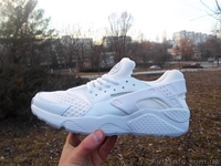 Новая модель кроссовок Nike Huarach и еще множество товаров  - <ro>Изображение</ro><ru>Изображение</ru> #2, <ru>Объявление</ru> #1375392