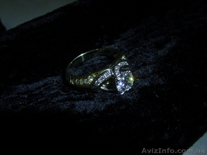 Кольцо с крупным бриллиантом - <ro>Изображение</ro><ru>Изображение</ru> #2, <ru>Объявление</ru> #40293