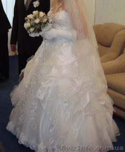 свадебное платье производство италия - <ro>Изображение</ro><ru>Изображение</ru> #2, <ru>Объявление</ru> #50646