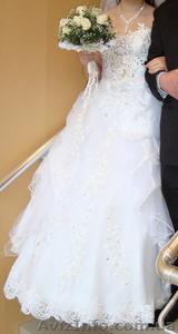 свадебное платье производство италия - <ro>Изображение</ro><ru>Изображение</ru> #3, <ru>Объявление</ru> #50646