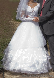 свадебное платье продам не дорого, прокат - <ro>Изображение</ro><ru>Изображение</ru> #1, <ru>Объявление</ru> #135501
