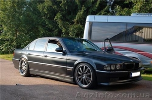 Три двери BMW  кузов E38 состояние отличное - <ro>Изображение</ro><ru>Изображение</ru> #1, <ru>Объявление</ru> #784594