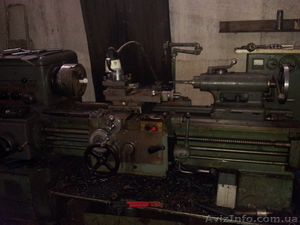 Универсальний токарно-винторезный станок 1К62 