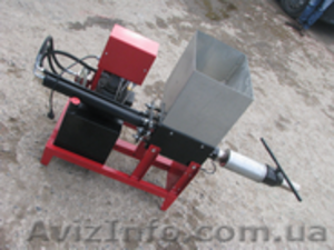 Брикетировочный  автоматический  мини-пресс для древесных опилок 