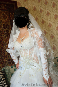 Изумительное свадебное платье - <ro>Изображение</ro><ru>Изображение</ru> #2, <ru>Объявление</ru> #929715