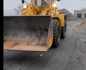 Фронтальный погрузчик Liebher L531 ___ 3 м3 Срочно!!!!