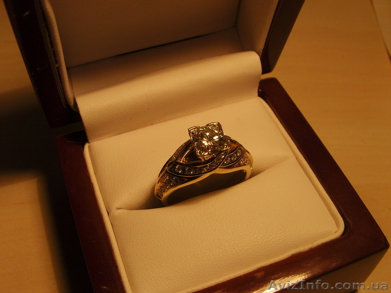 Кольцо с крупным бриллиантом - <ro>Изображение</ro><ru>Изображение</ru> #3, <ru>Объявление</ru> #40293