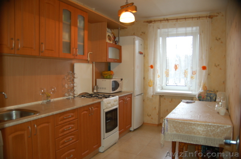 Продам 3-х к.кв-ру Марш. Жукова (своя) - <ro>Изображение</ro><ru>Изображение</ru> #4, <ru>Объявление</ru> #205652