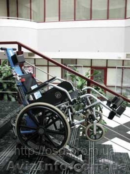 Мобильный лестничный подъемник на гусеничном ходу SA-S - <ro>Изображение</ro><ru>Изображение</ru> #2, <ru>Объявление</ru> #675003