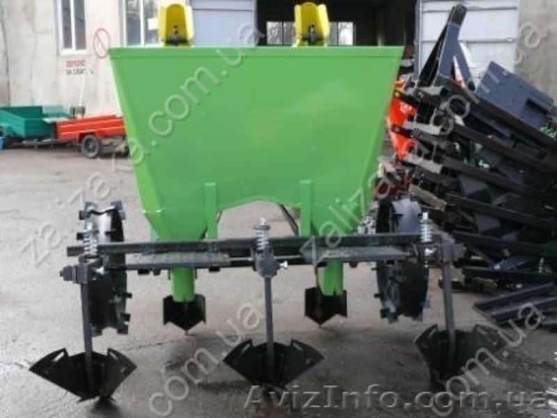 Купить Bomet Картофелесажалка двухрядная - <ro>Изображение</ro><ru>Изображение</ru> #3, <ru>Объявление</ru> #852542
