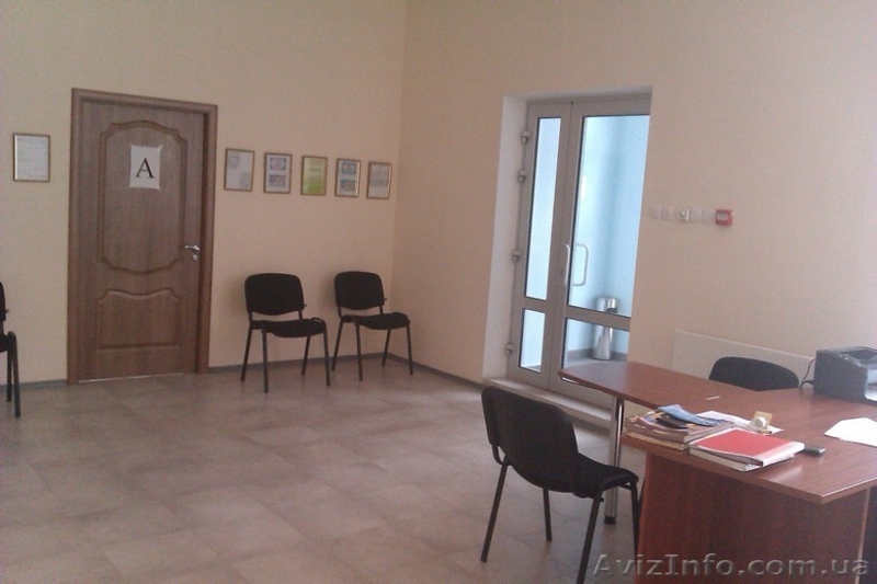 Ветка. Фасадное помещение 123 кв.м. 1-й этаж. Отдельный вход. Большие витринные  - <ro>Изображение</ro><ru>Изображение</ru> #2, <ru>Объявление</ru> #1007515