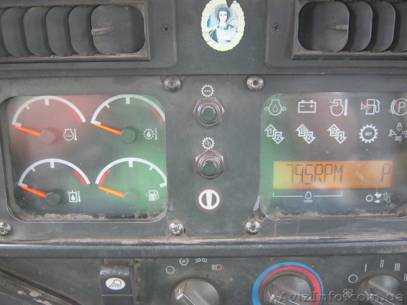 Продам  бульдозер  Caterpillar D6Т  2008 г.  - <ro>Изображение</ro><ru>Изображение</ru> #9, <ru>Объявление</ru> #1057228