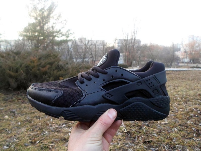 Новая модель кроссовок Nike Huarach и еще множество товаров  - <ro>Изображение</ro><ru>Изображение</ru> #3, <ru>Объявление</ru> #1375392