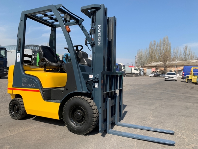 Газ-бензиновый погрузчик Nissan с мачтой триплекс  - <ro>Изображение</ro><ru>Изображение</ru> #2, <ru>Объявление</ru> #1696554