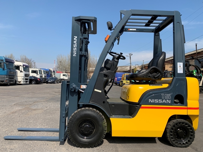 Газ-бензиновый погрузчик Nissan с мачтой триплекс  - <ro>Изображение</ro><ru>Изображение</ru> #6, <ru>Объявление</ru> #1696554